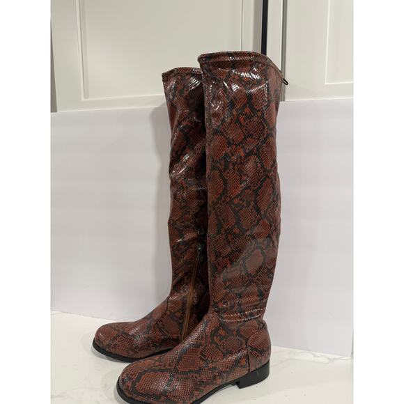 ShoeDazzle Reena Brown Snake Tall Boots Flat Knee High Faux Snakeprint Y2K 9.5 - Picture 9 of 11